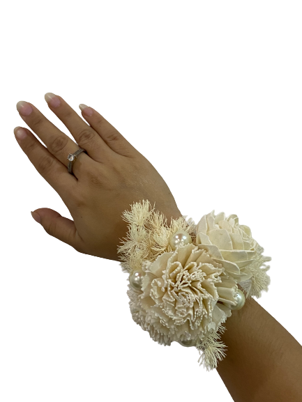 Wrist Corsage – Natural White